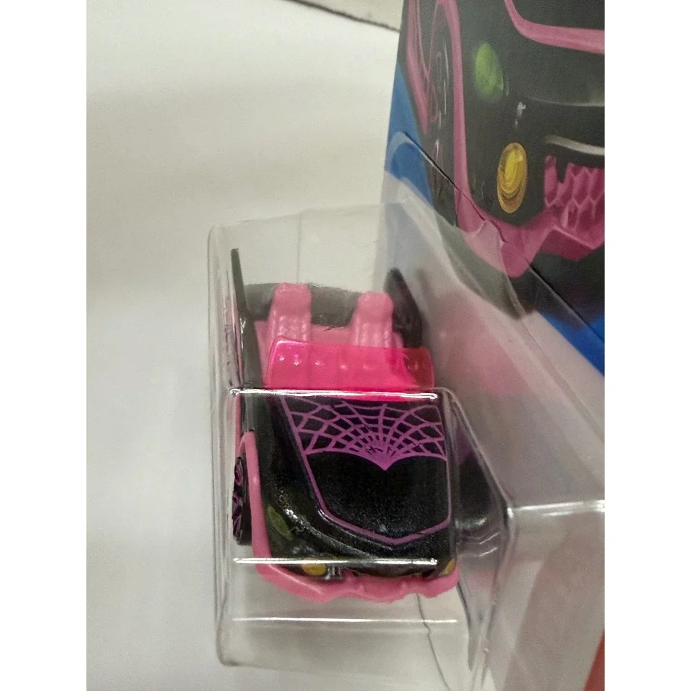 Hot Wheels Monster High Ghoul Mobile Black Pink 48/250 Mattel 2024 Diecast Car